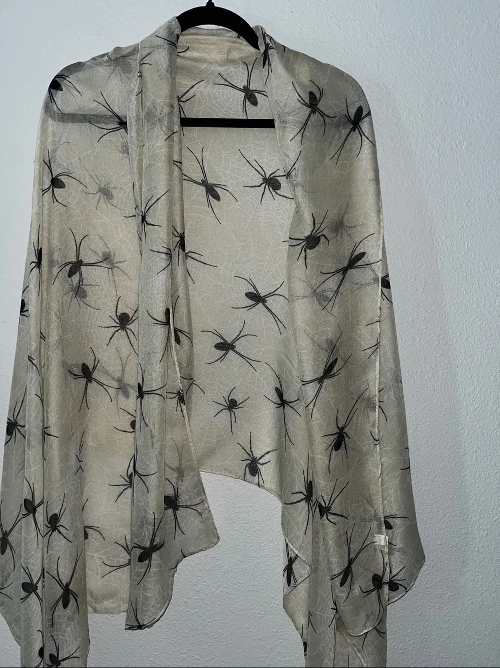 Halloween Sheer Beige Spider-Print Wrap  Scarf  Novelty print 36” x 70” NWOT